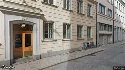 Affärslokaler att hyra i Stockholm Innerstad - Bild från Google Street View Affärslokaler att hyra i Stockholm Innerstad - Bild från Google Street View