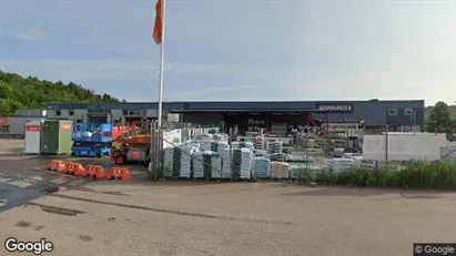 Lagerlokaler att hyra i Kungälv - Bild från Google Street View Lagerlokaler att hyra i Kungälv - Bild från Google Street View