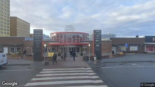 Lagerlokaler att hyra i Upplands Väsby - Bild från Google Street View