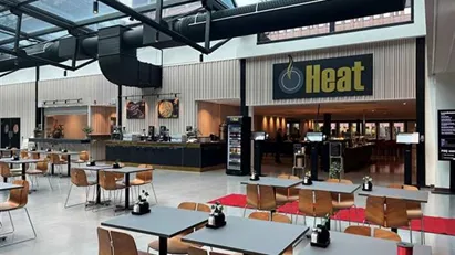 Öppen planlösning om 430 kvm