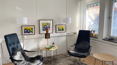 Ljus och fin lokal med tre kontors-/samtals-/behandlingsrum vid Mårtenstorget i centrala Lund