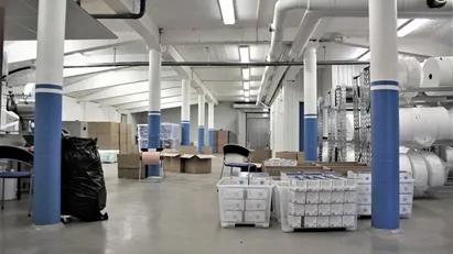 Fräsch, väldisponerad lokal i ett plan med flexibla användningsområden